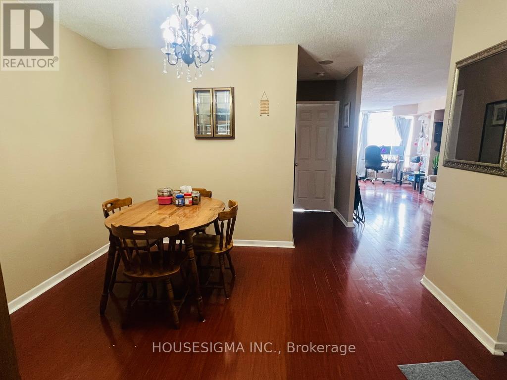 1507 - 26 Hanover Road, Brampton (Queen Street Corridor), Ontario  L6S 4T2 - Photo 15 - W12905024