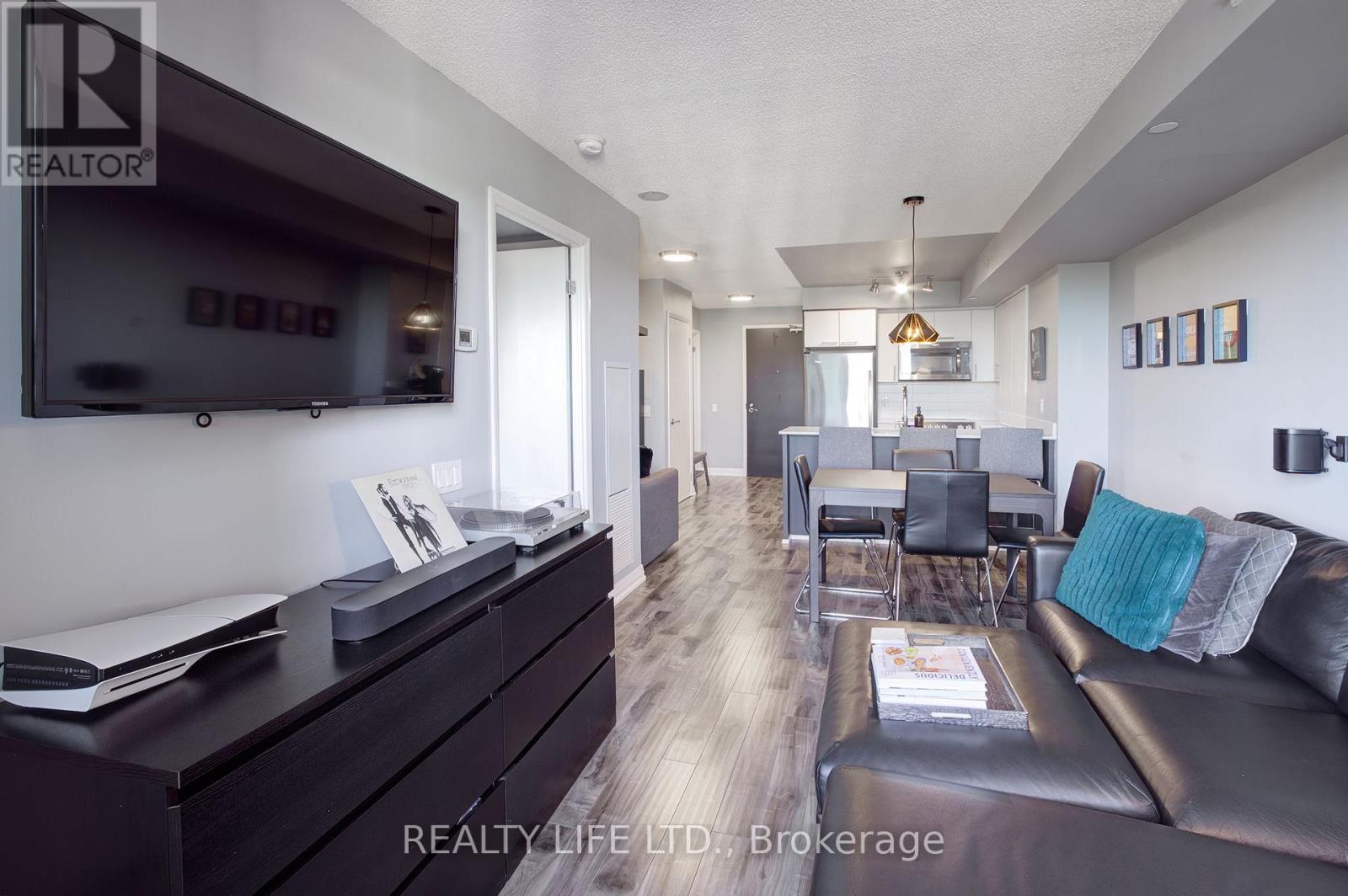 1003 - 5 Valhalla Inn Road, Toronto, Ontario  M9B 0B1 - Photo 13 - W12905038