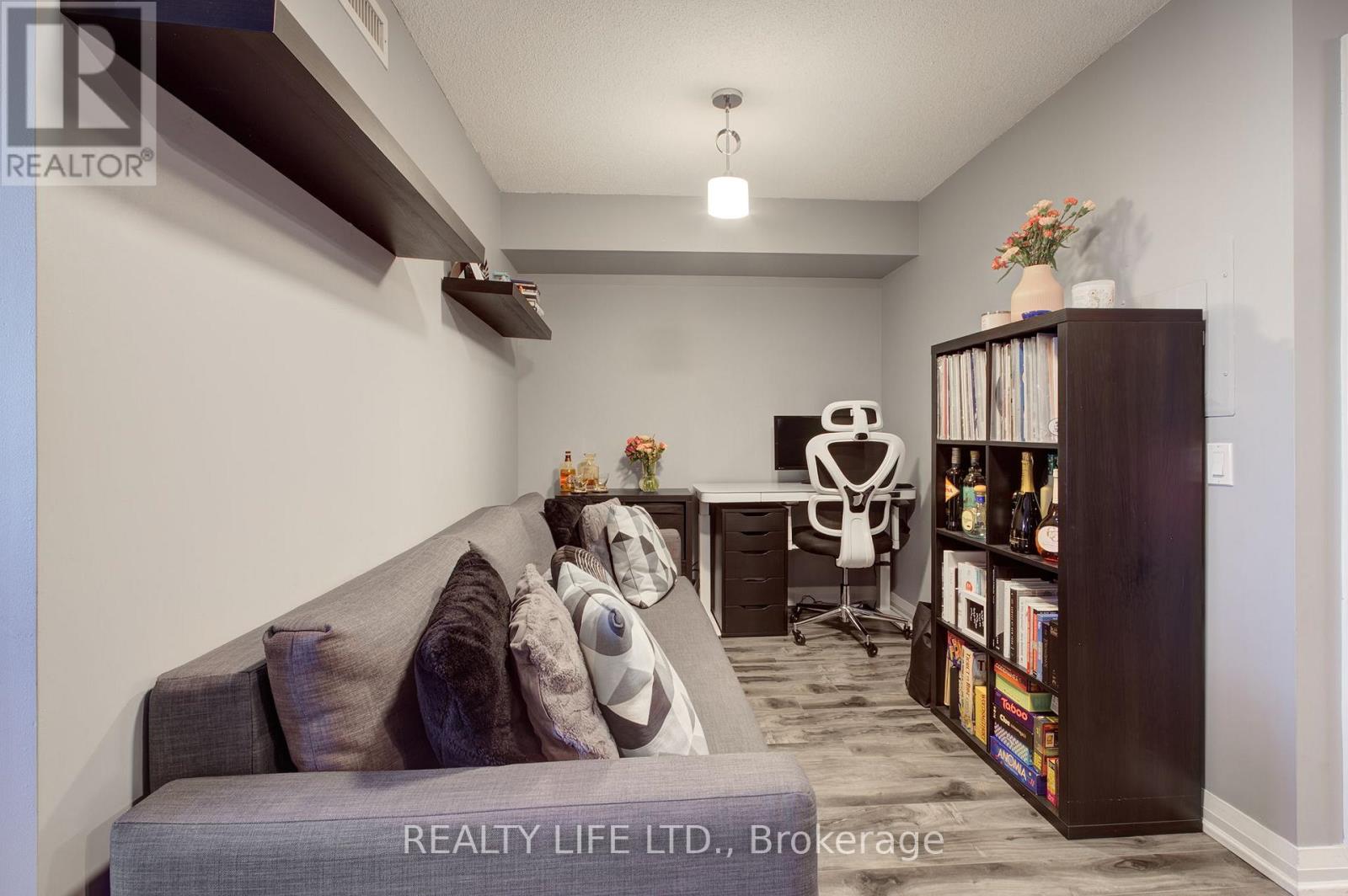 1003 - 5 Valhalla Inn Road, Toronto, Ontario  M9B 0B1 - Photo 14 - W12905038