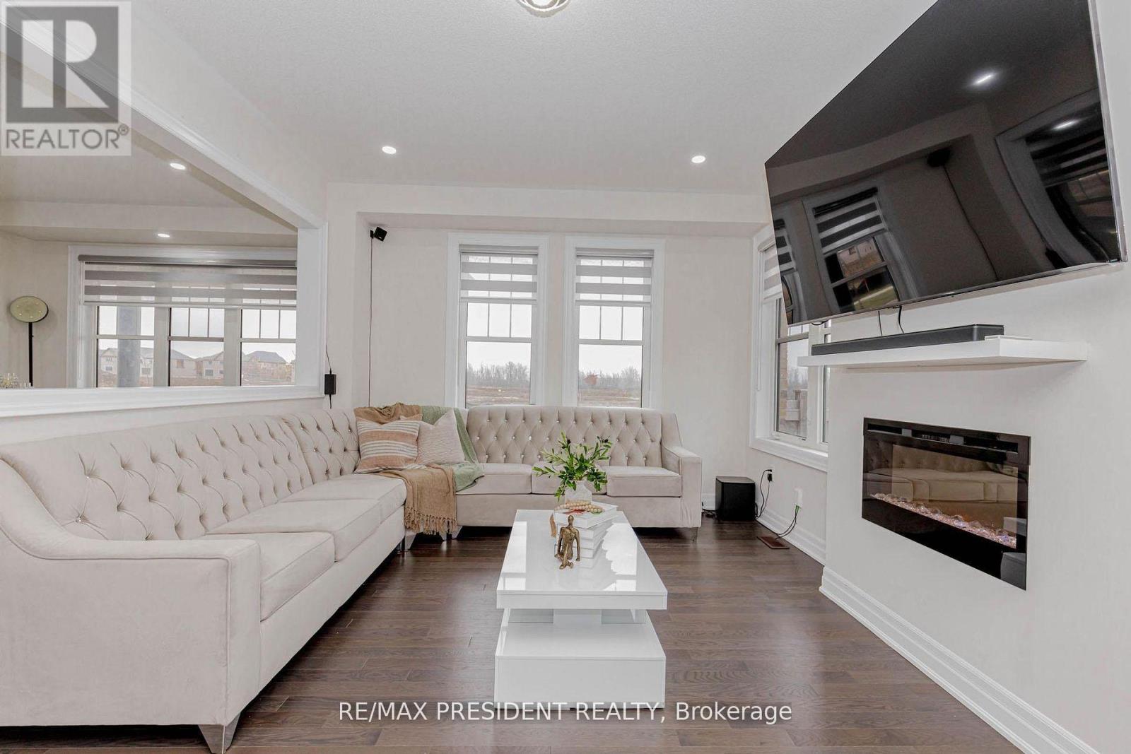 2 Vincena Road, Caledon, Ontario  L7C 4M5 - Photo 12 - W12905040