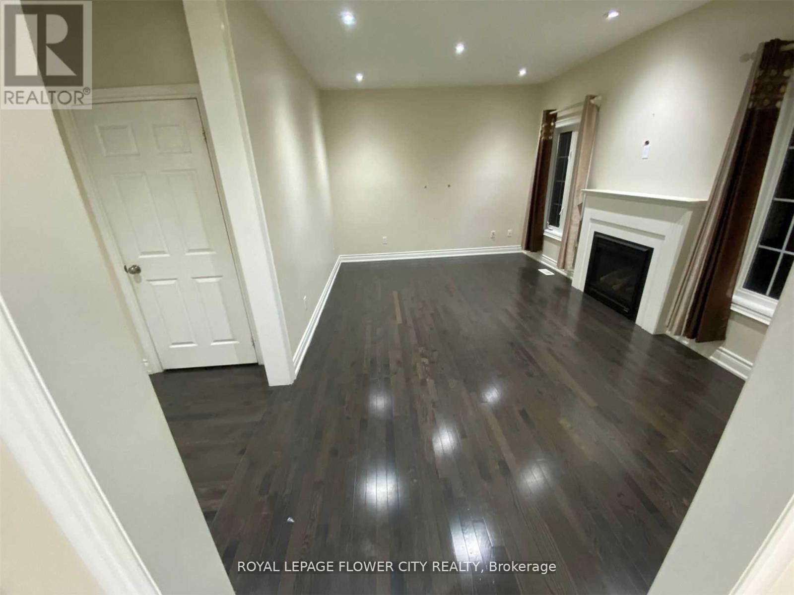 38 Black Diamond Crescent, Brampton, Ontario  L6X 1A2 - Photo 13 - W12905042