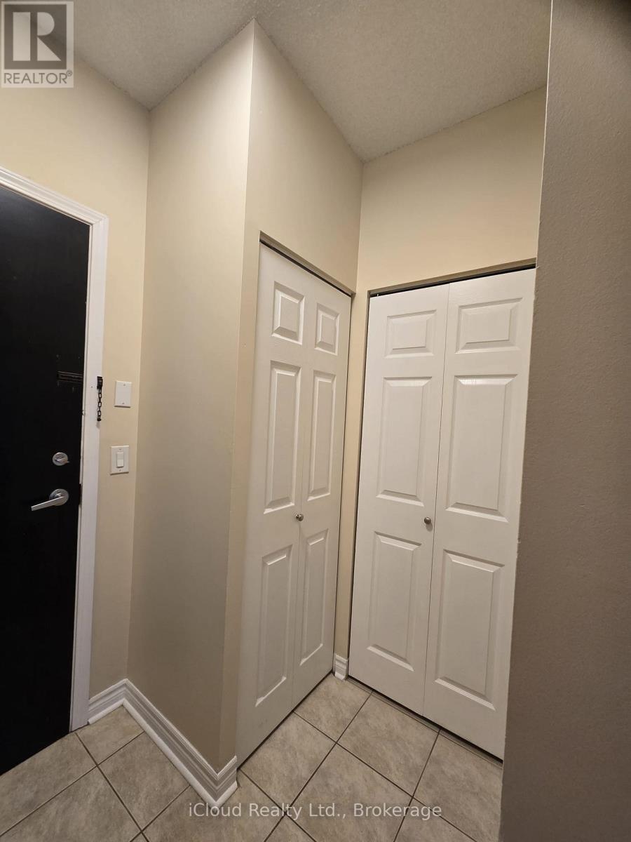 1107 - 388 Prince Of Wales Drive, Mississauga (City Centre), Ontario  L5B 0A1 - Photo 19 - W12905048