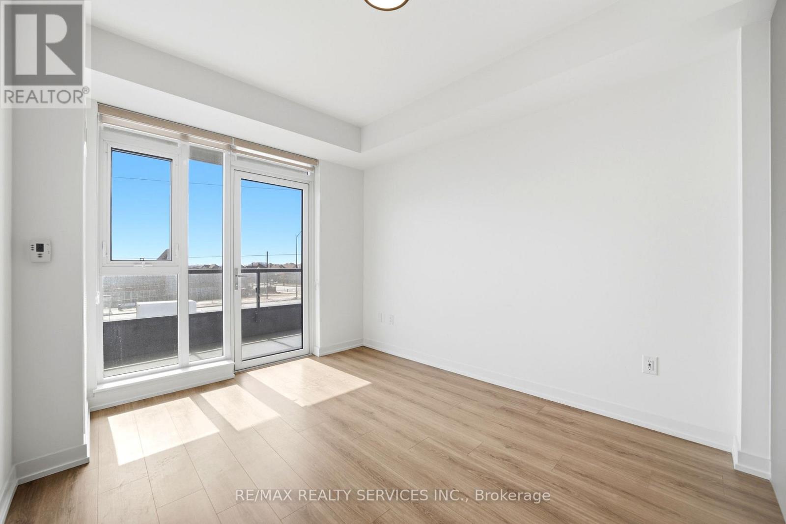 208 - 10 Lagerfeld Drive, Brampton, Ontario  L7A 5L3 - Photo 11 - W12905052