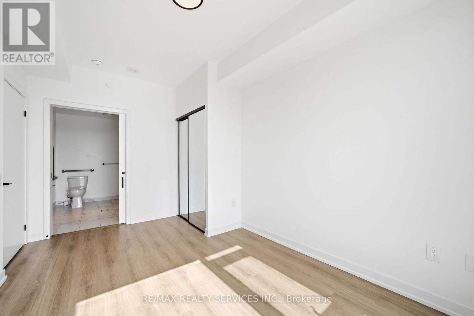 208 - 10 Lagerfeld Drive, Brampton, Ontario  L7A 5L3 - Photo 20 - W12905052