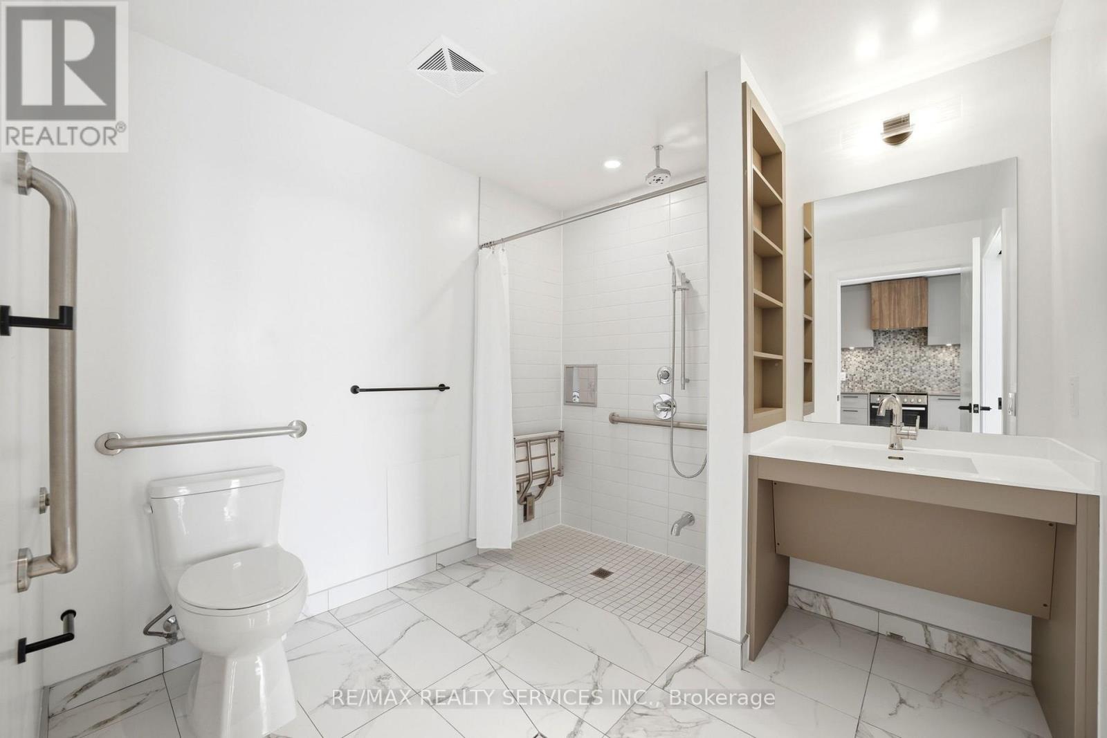 208 - 10 Lagerfeld Drive, Brampton, Ontario  L7A 5L3 - Photo 22 - W12905052