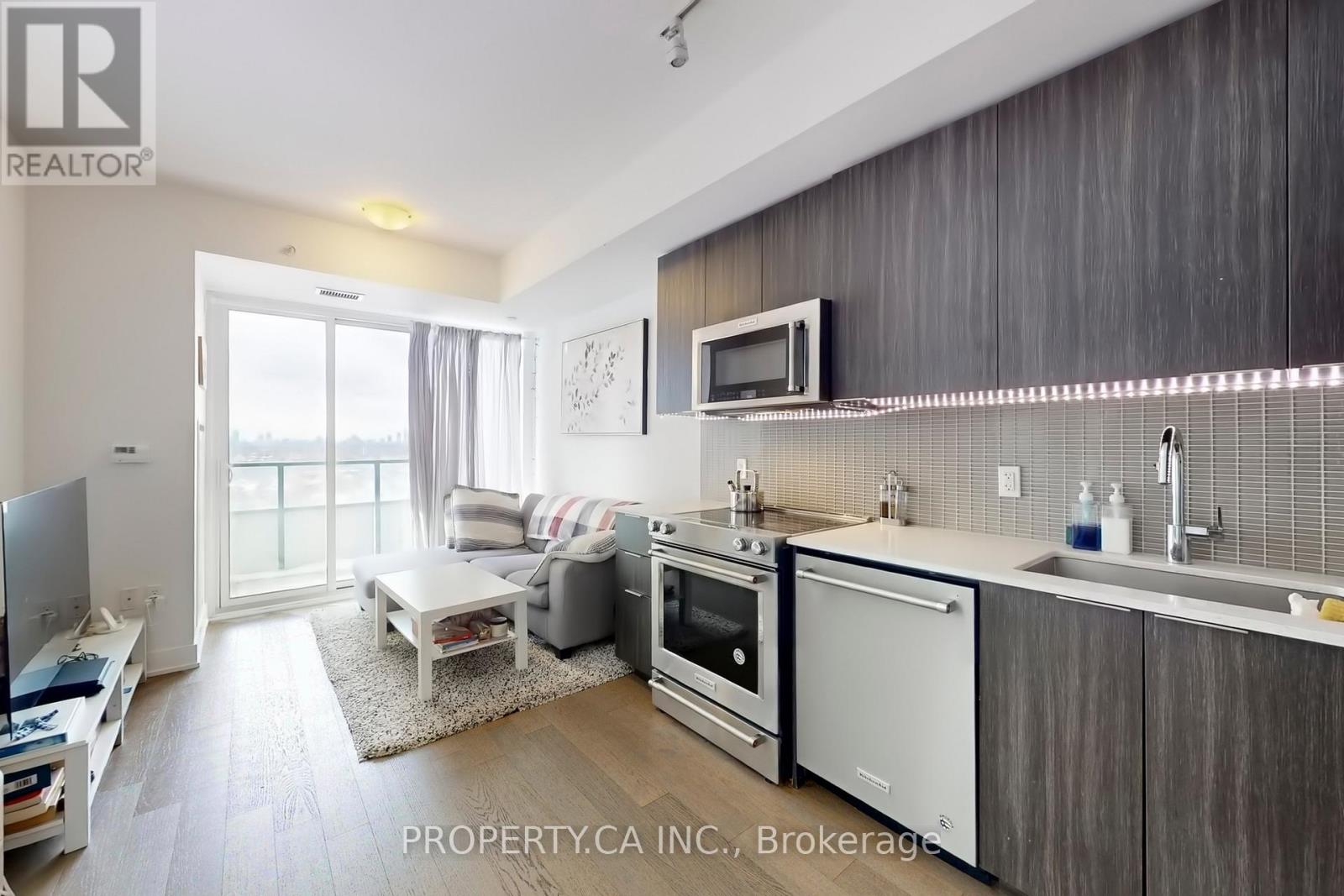 1703 - 20 Shore Breeze Drive, Toronto (Mimico), Ontario  M8V 0C7 - Photo 15 - W12905062