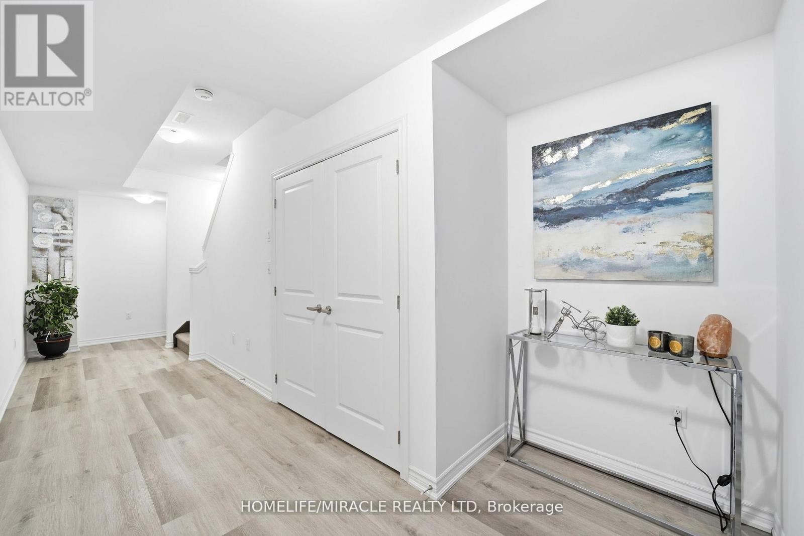 95 - 461 Blackburn Drive, Brantford, Ontario  N3T 0W9 - Photo 3 - X12905004