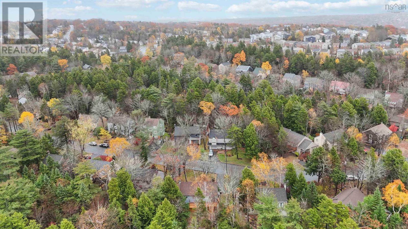 26 Village Crescent, Bedford, Nova Scotia  B4A 1J2 - Photo 42 - 202527005