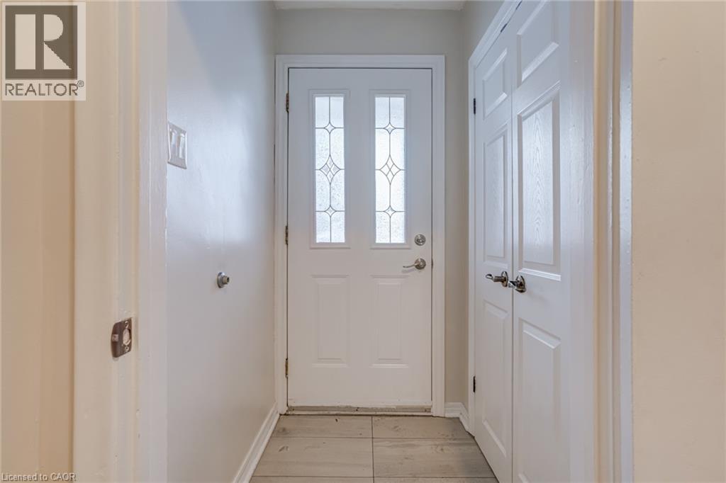 2322 Redfern Road, Burlington, Ontario  L7R 1X3 - Photo 8 - 40799040