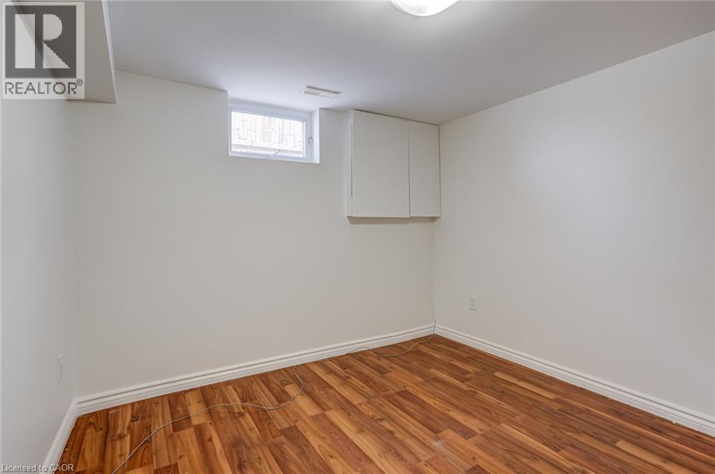 2322 Redfern Road, Burlington, Ontario  L7R 1X3 - Photo 39 - 40799040