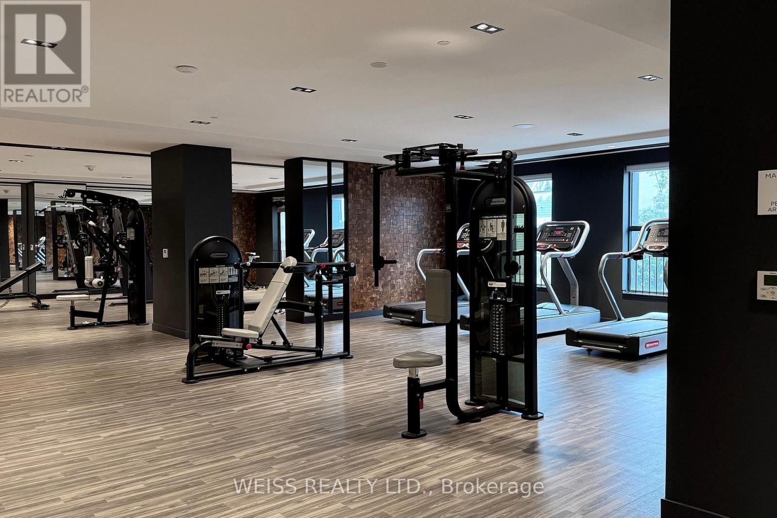 610 - 82 DALHOUSIE STREET, Toronto, Ontario