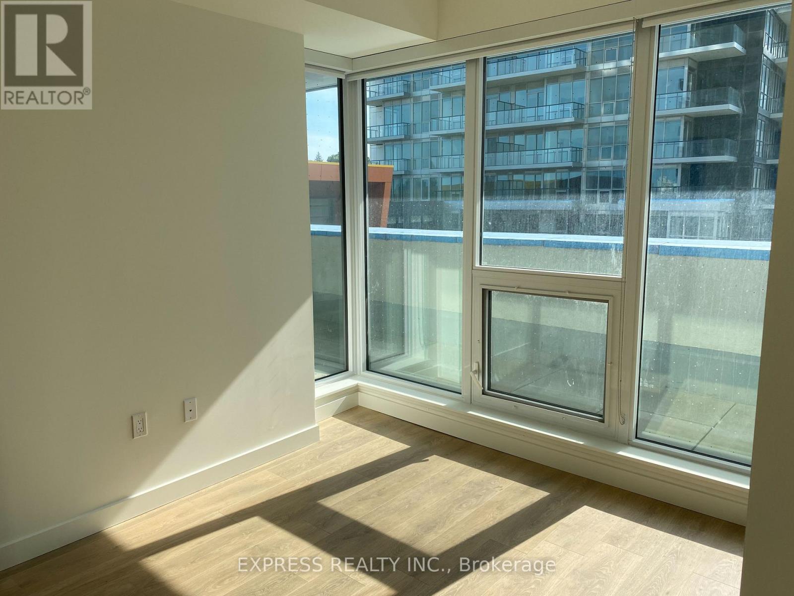 306j - 95 Mcmahon Drive, Toronto, Ontario  M2K 0H2 - Photo 3 - C12902680