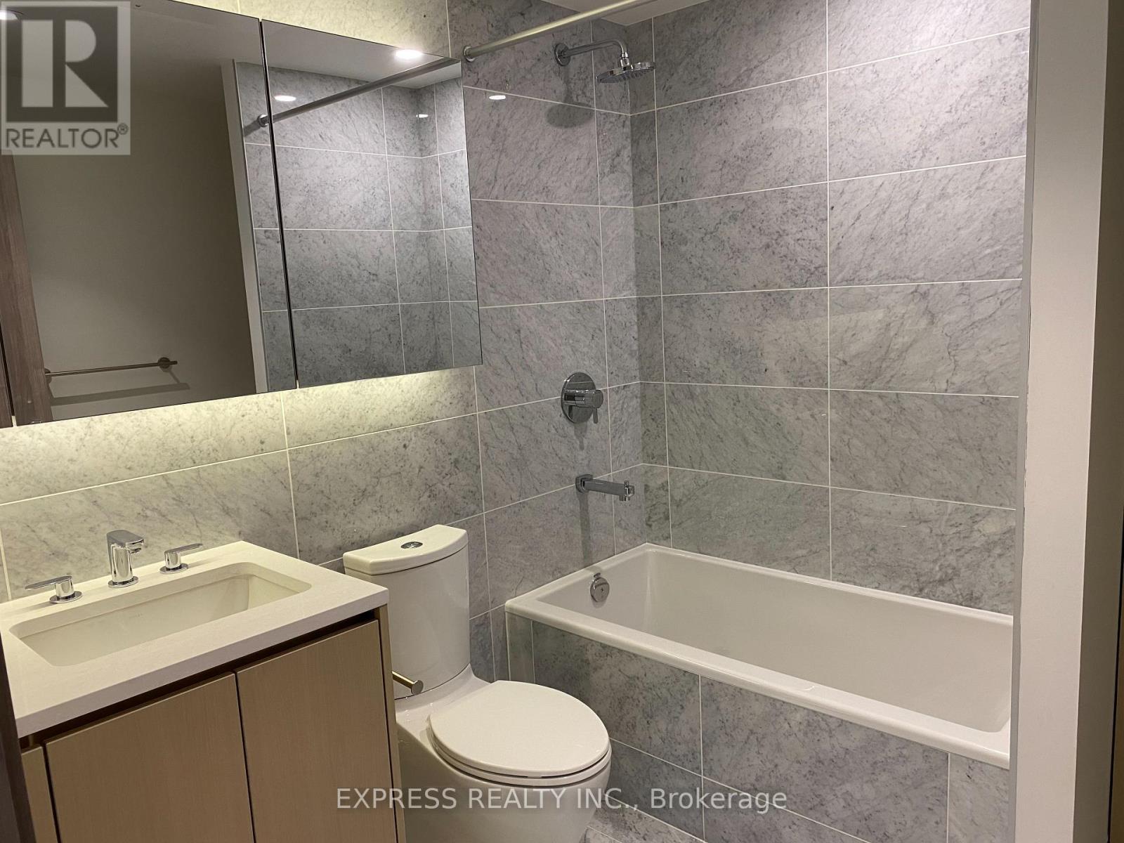 306j - 95 Mcmahon Drive, Toronto, Ontario  M2K 0H2 - Photo 4 - C12902680