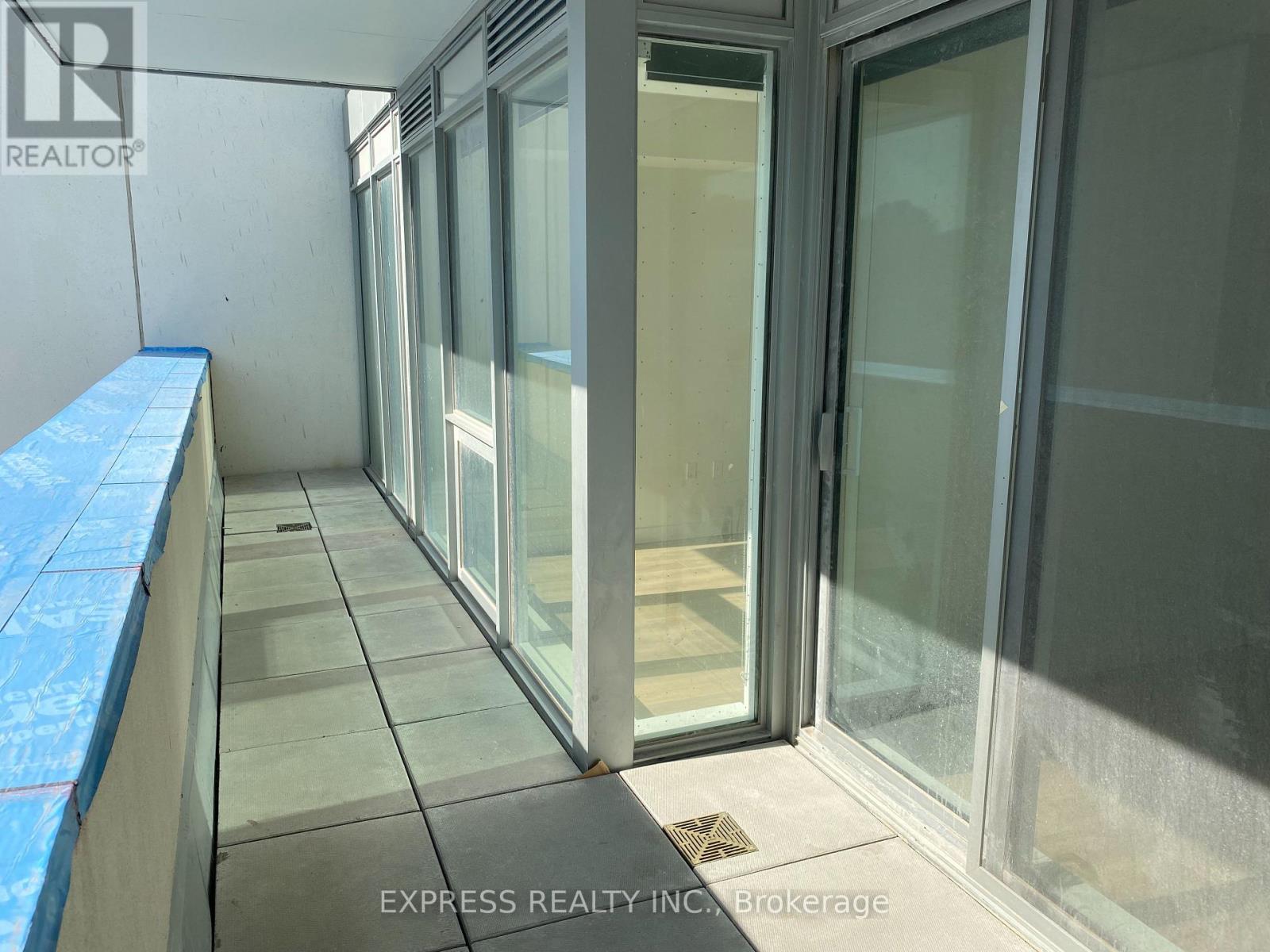 306j - 95 Mcmahon Drive, Toronto, Ontario  M2K 0H2 - Photo 6 - C12902680