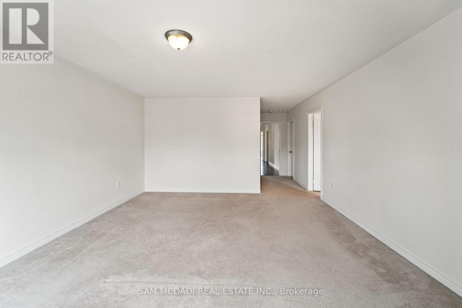 26 Montpelier Street, Brampton (Brampton West), Ontario  L6Y 6A6 - Photo 23 - W12867276