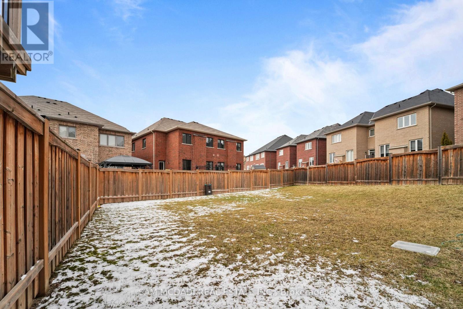 26 Montpelier Street, Brampton (Brampton West), Ontario  L6Y 6A6 - Photo 27 - W12867276