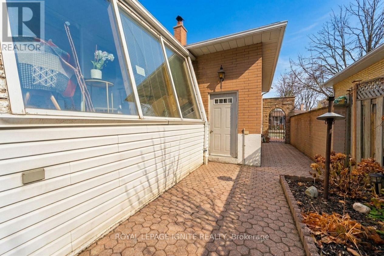 174 Darlingside Drive, Toronto, Ontario  M1E 3P6 - Photo 46 - E12901976