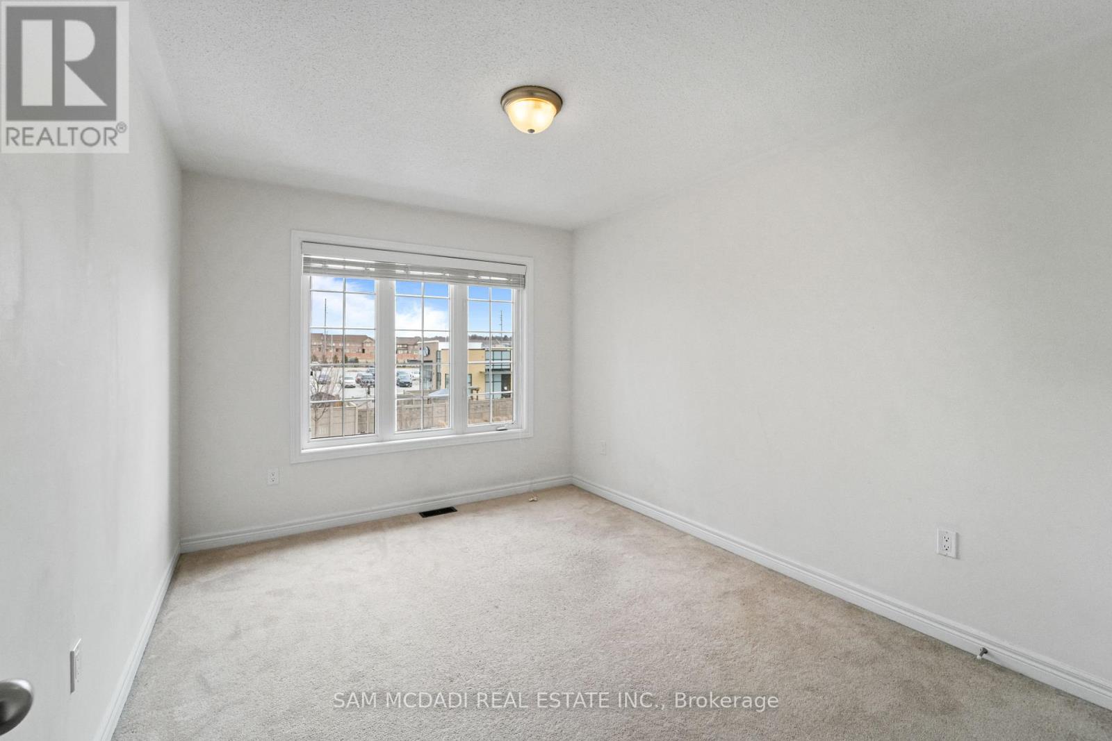 26 Montpelier Street, Brampton (Brampton West), Ontario  L6Y 6A6 - Photo 13 - W12867276