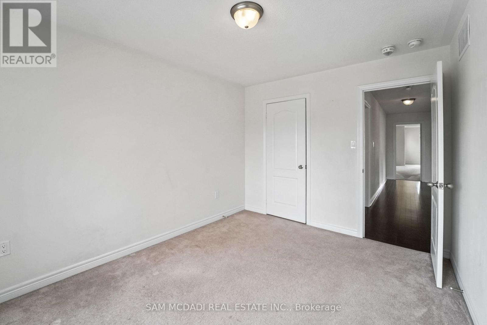 26 Montpelier Street, Brampton (Brampton West), Ontario  L6Y 6A6 - Photo 14 - W12867276