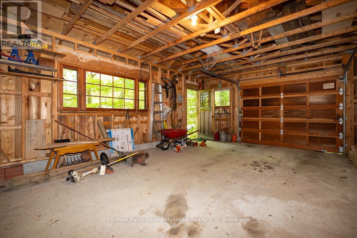 20 Prior Lane, Seguin, Ontario  P2A 0B2 - Photo 38 - X12904080