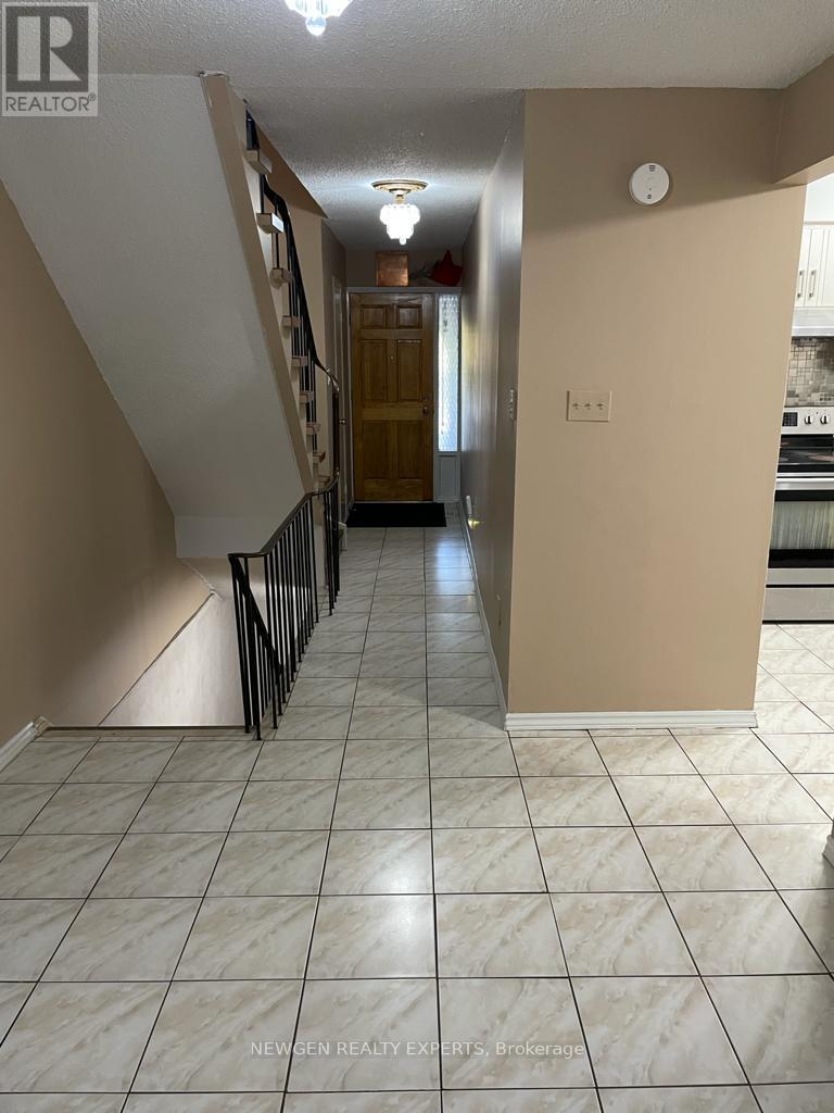 16 - 2058 Martin Grove Road, Toronto, Ontario  M9V 4B6 - Photo 19 - W12904696