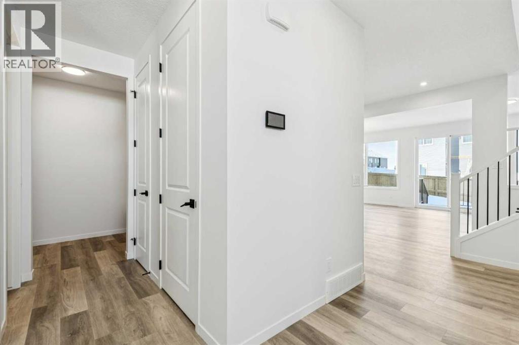 75 Annette Rise Nw, Calgary, Alberta  T3R 2K8 - Photo 5 - A2289160