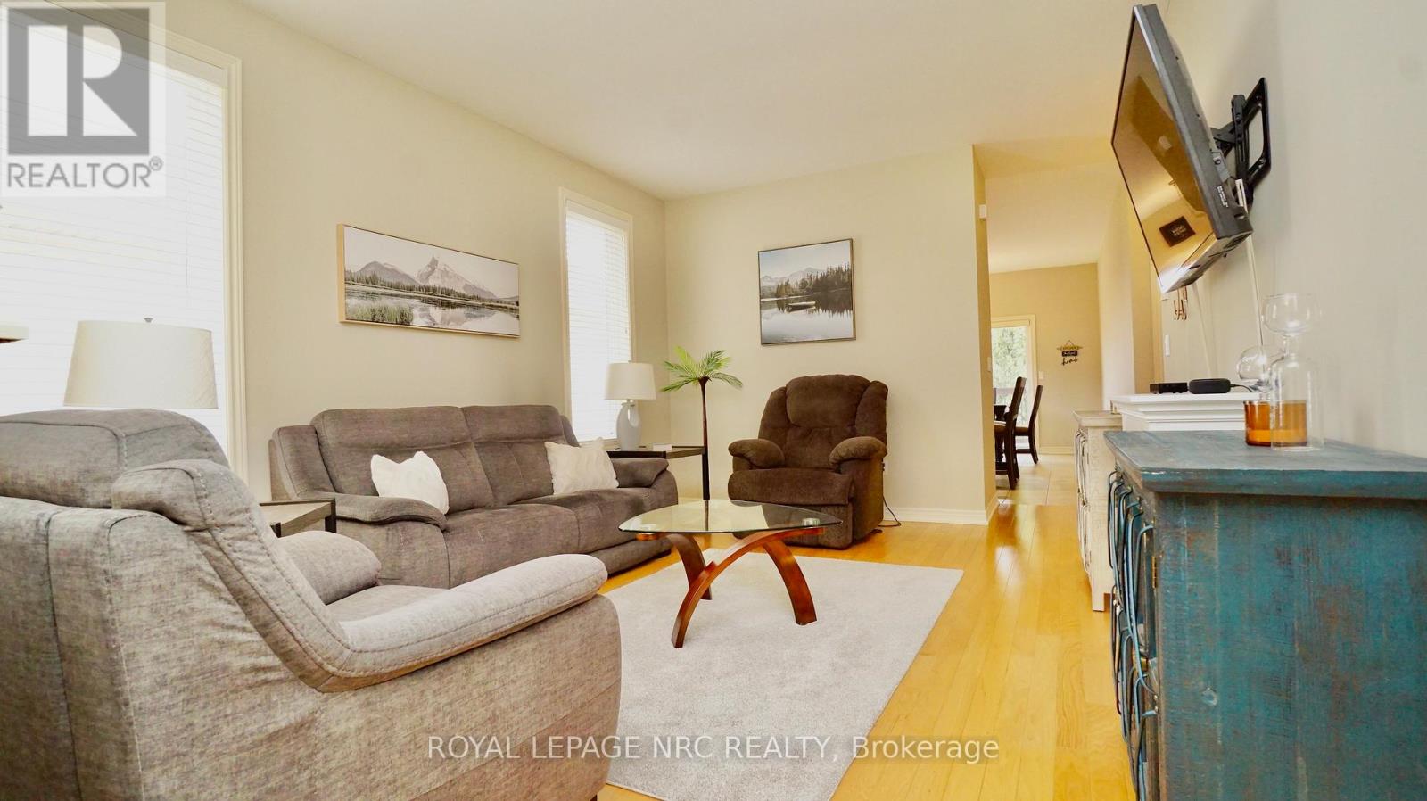 122 Wallace Avenue S, Welland, Ontario  L3B 1R5 - Photo 6 - X12904392