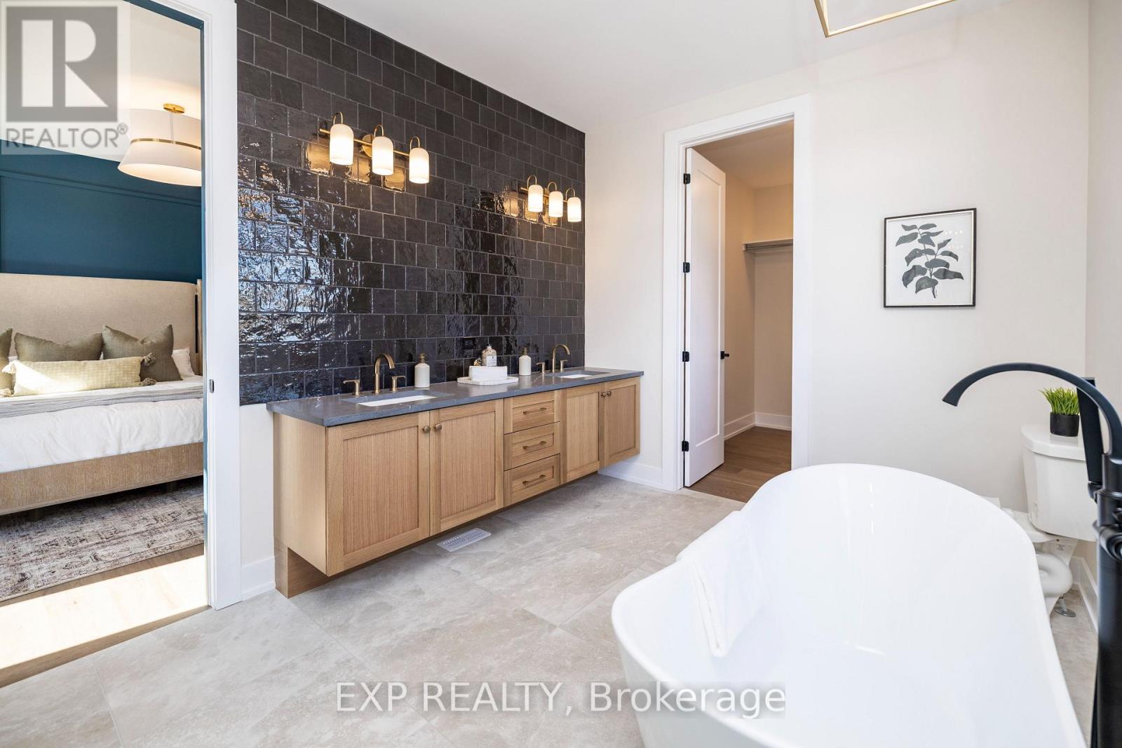 245 Trudeau Crescent, Russell, Ontario  K4R 1E5 - Photo 33 - X12905234