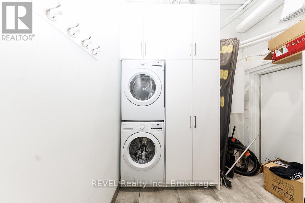 120 Welland Avenue, St. Catharines, Ontario  L2R 2N3 - Photo 10 - X12905146