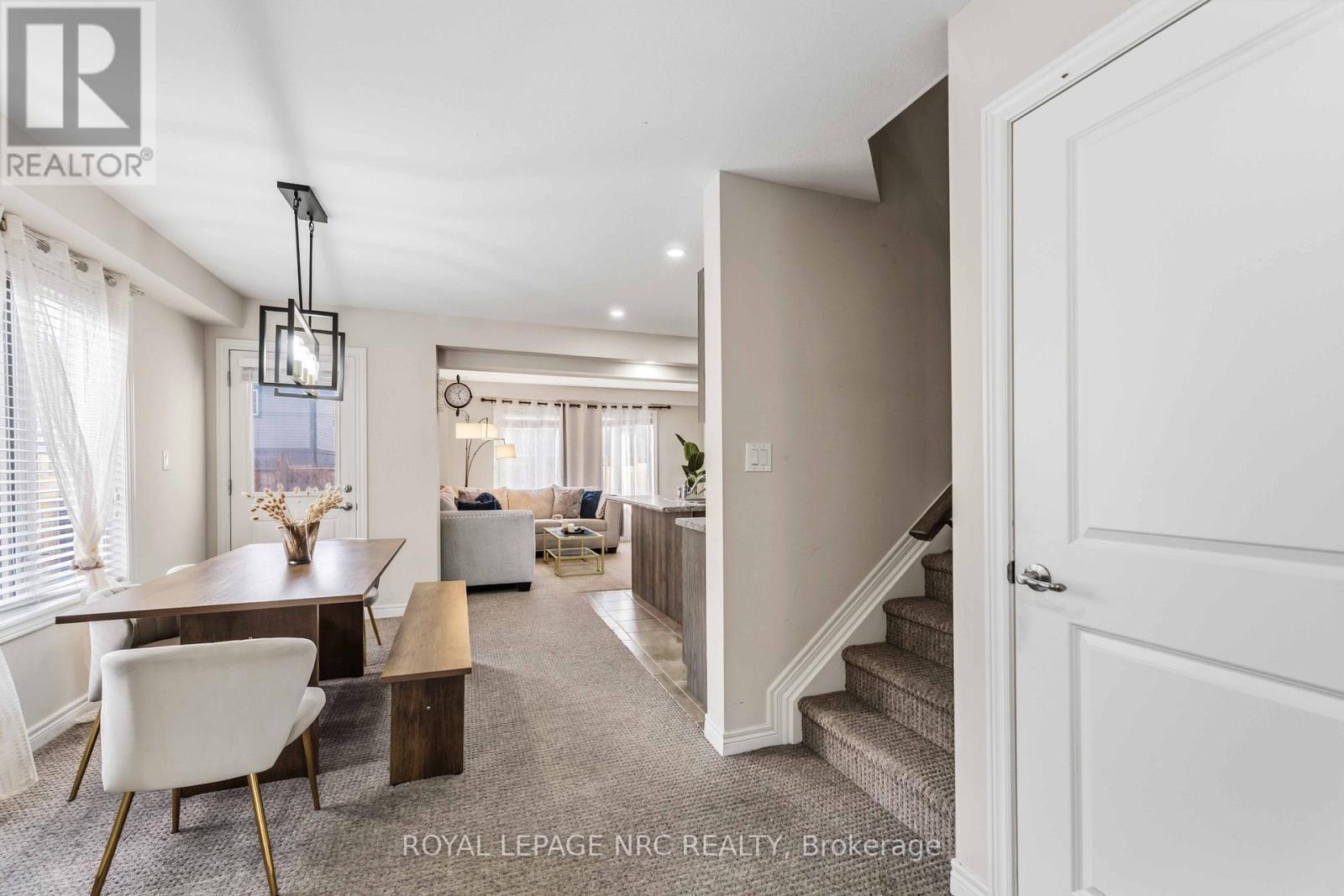 15 Hawthorn Avenue, Thorold, Ontario  L2V 0H9 - Photo 10 - X12905176