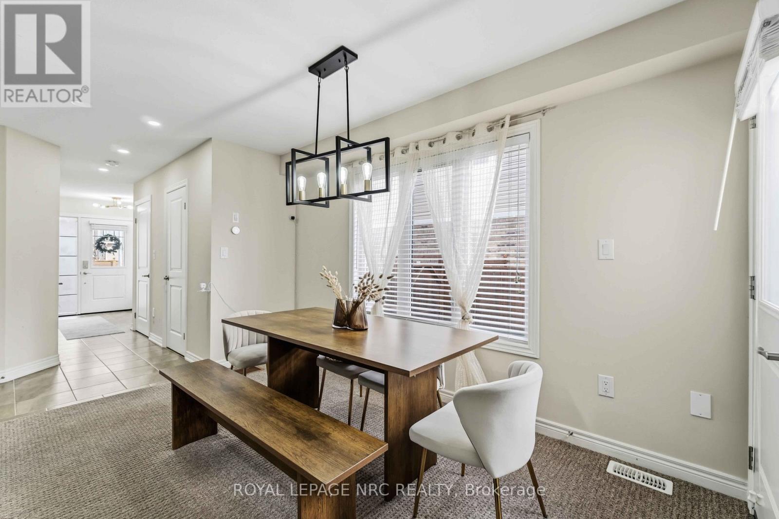 15 Hawthorn Avenue, Thorold, Ontario  L2V 0H9 - Photo 11 - X12905176