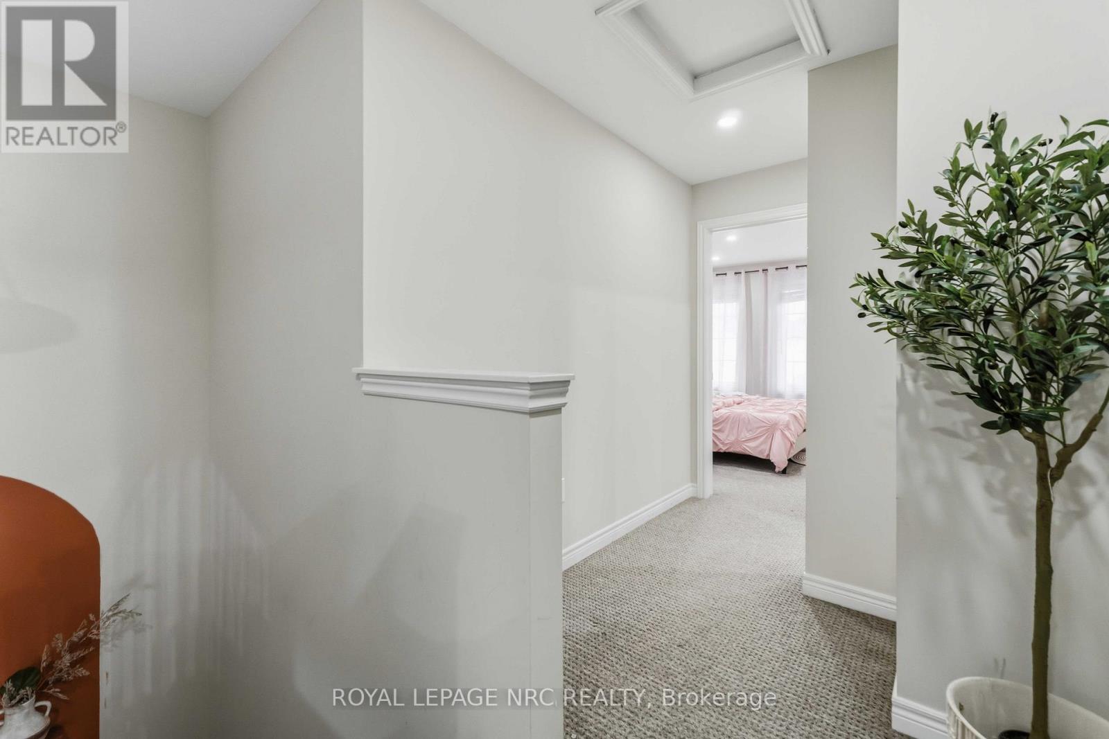 15 Hawthorn Avenue, Thorold, Ontario  L2V 0H9 - Photo 18 - X12905176