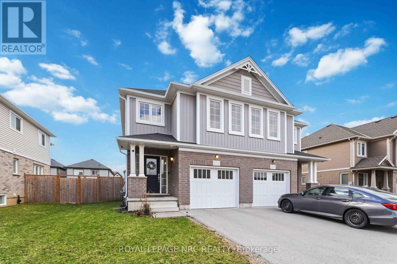 15 Hawthorn Avenue, Thorold, Ontario  L2V 0H9 - Photo 2 - X12905176