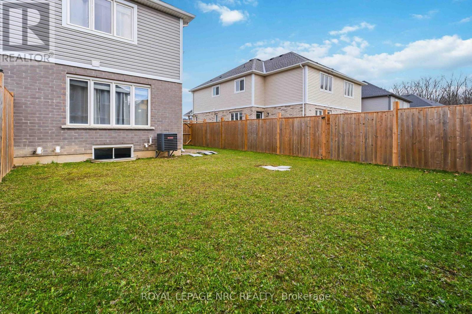 15 Hawthorn Avenue, Thorold, Ontario  L2V 0H9 - Photo 29 - X12905176