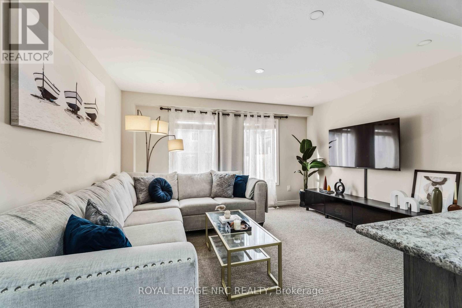 15 Hawthorn Avenue, Thorold, Ontario  L2V 0H9 - Photo 8 - X12905176