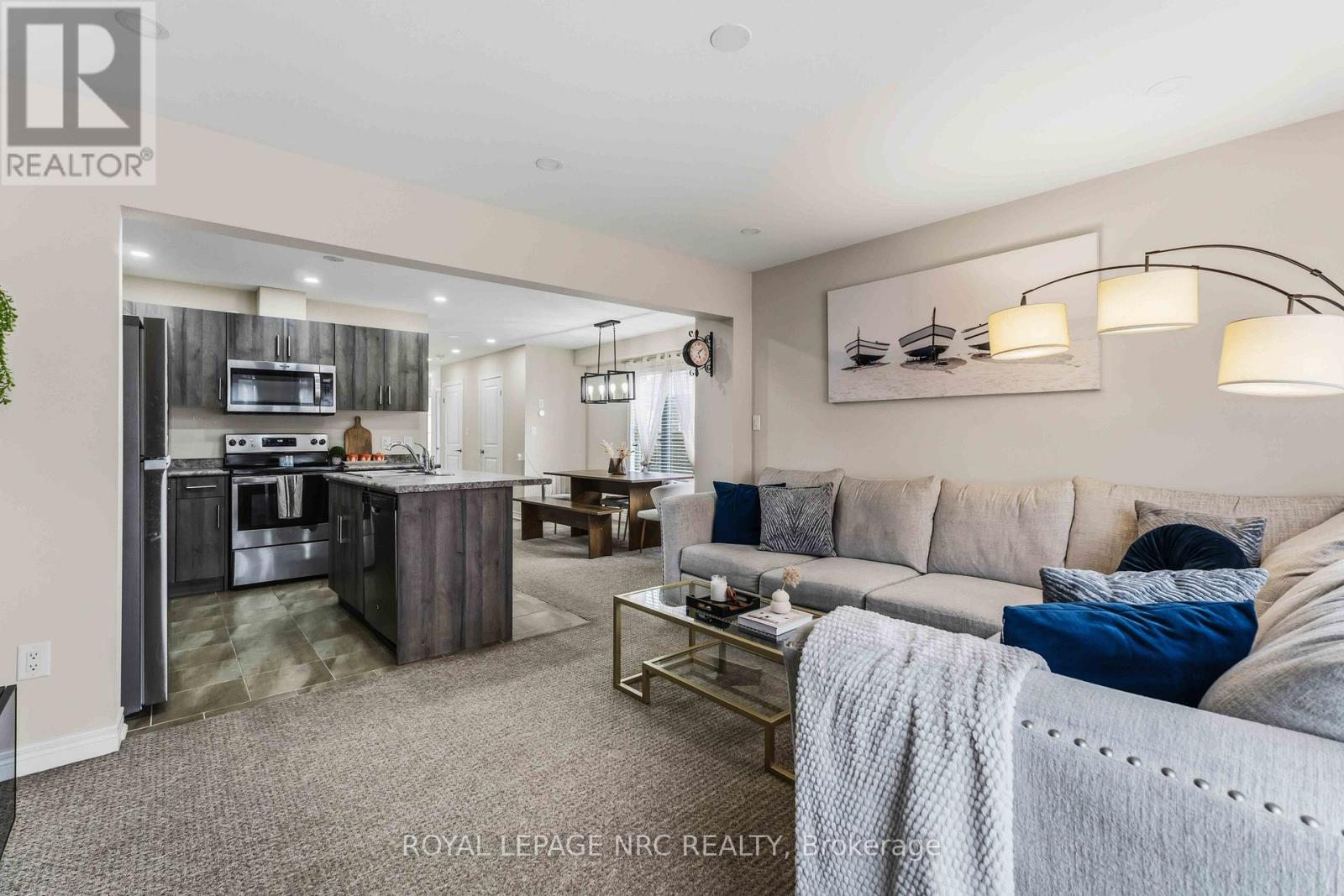 15 Hawthorn Avenue, Thorold, Ontario  L2V 0H9 - Photo 9 - X12905176