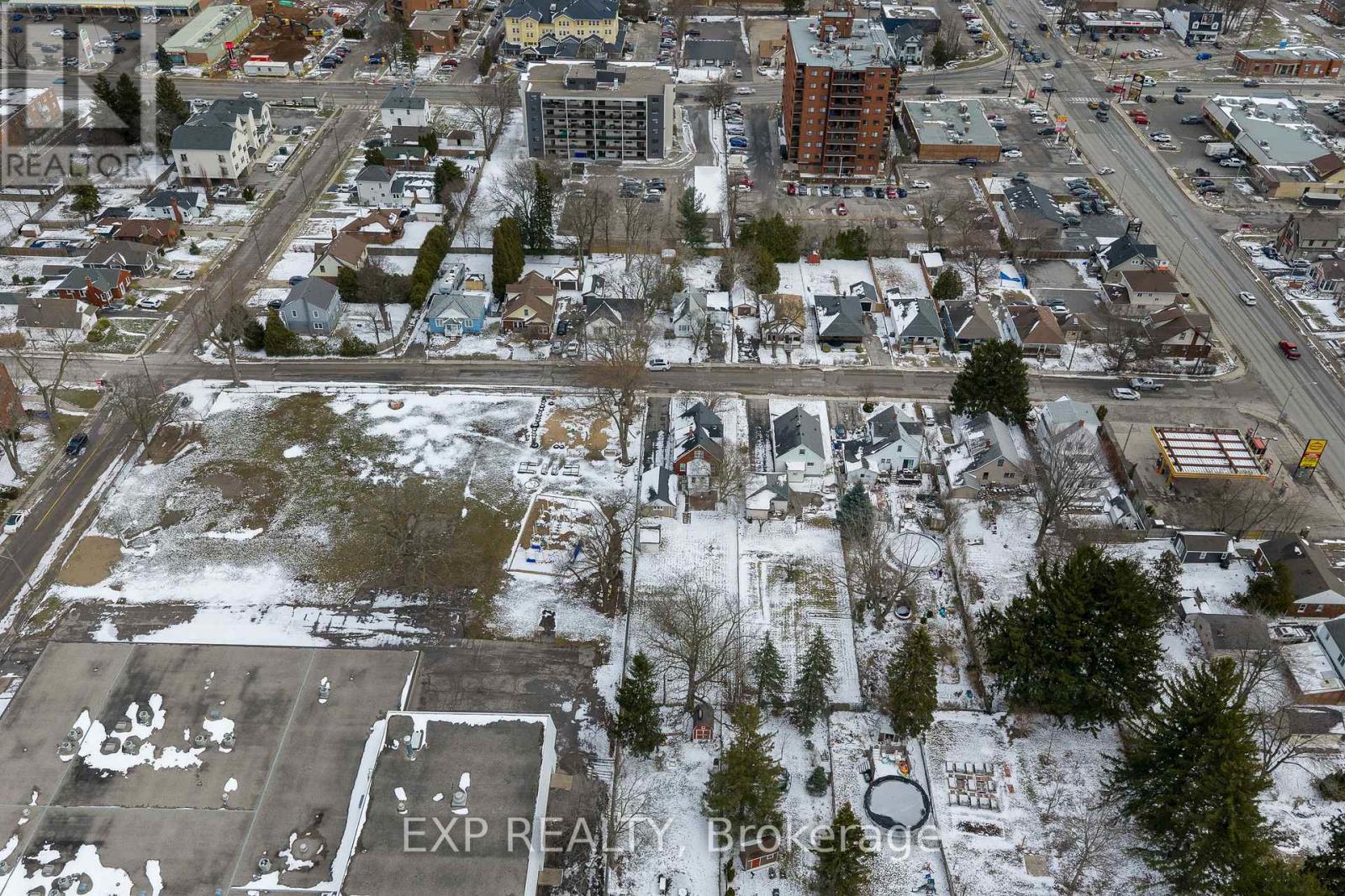 3935 St Peter Avenue, Niagara Falls, Ontario  L2J 2N9 - Photo 44 - X12905232