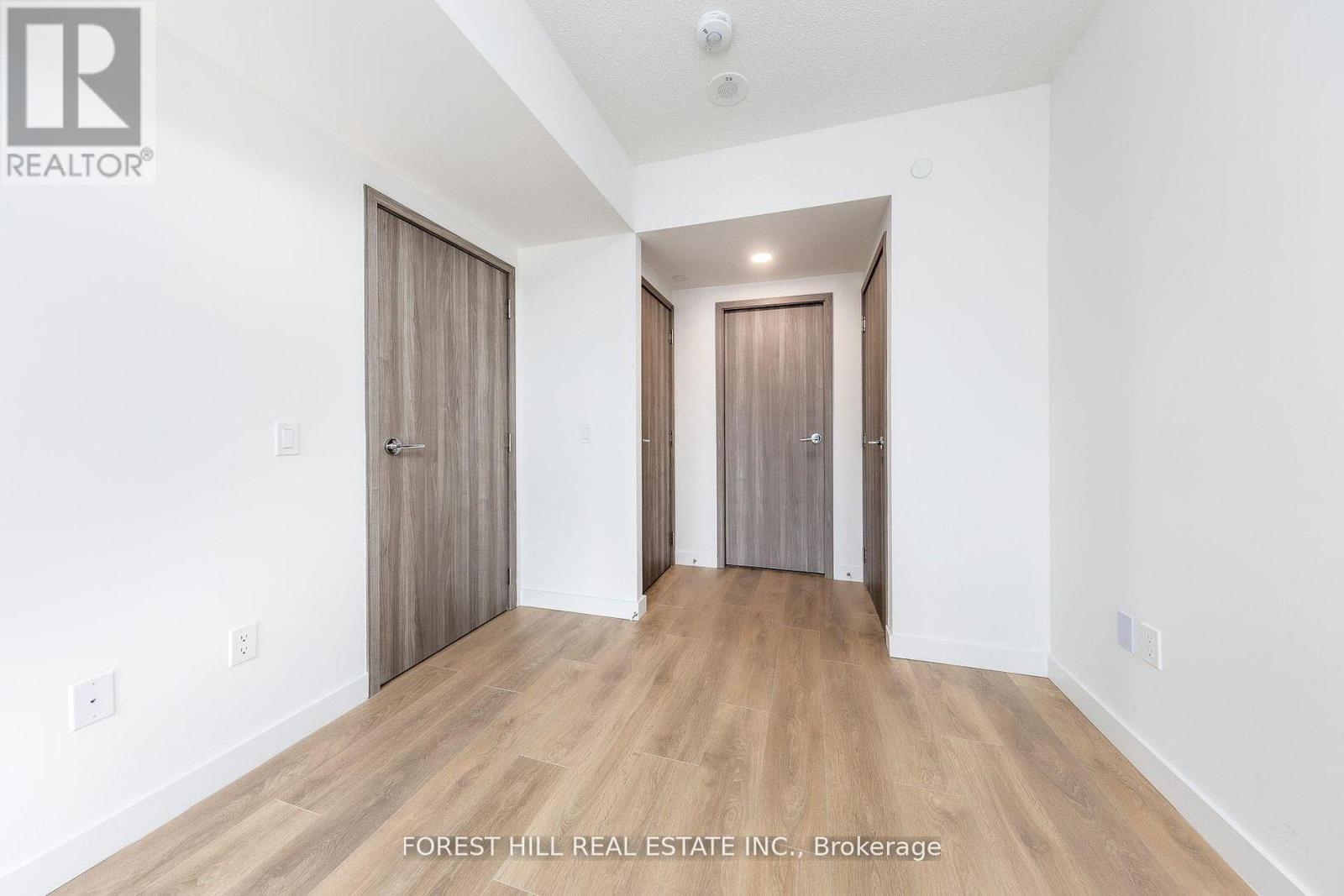 1701 - 1 Concord Cityplace Way, Toronto, Ontario  M5V 0X3 - Photo 17 - C12905088