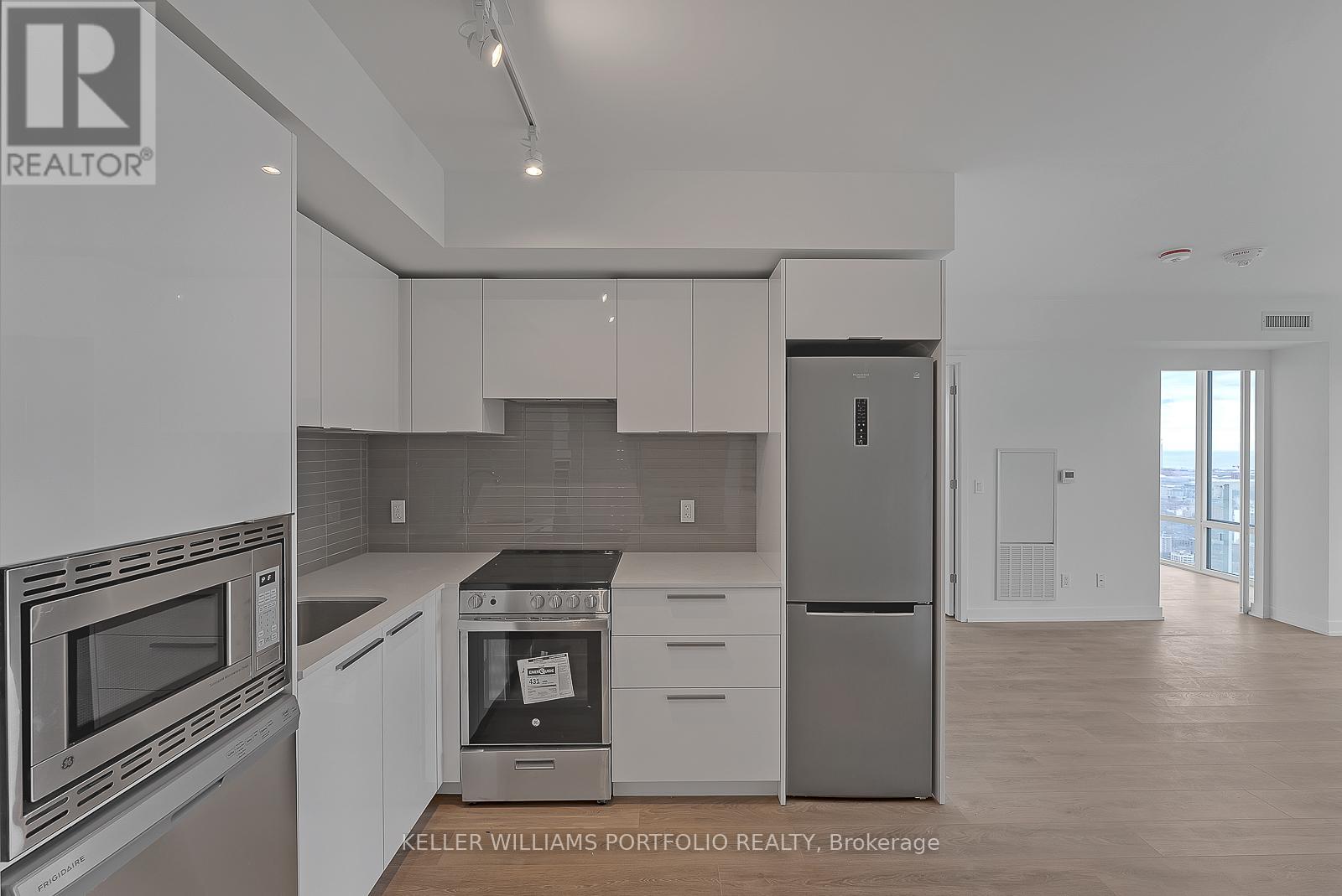 4809 - 501 Yonge Street, Toronto (Church-Yonge Corridor), Ontario  M4Y 0G8 - Photo 8 - C12905128