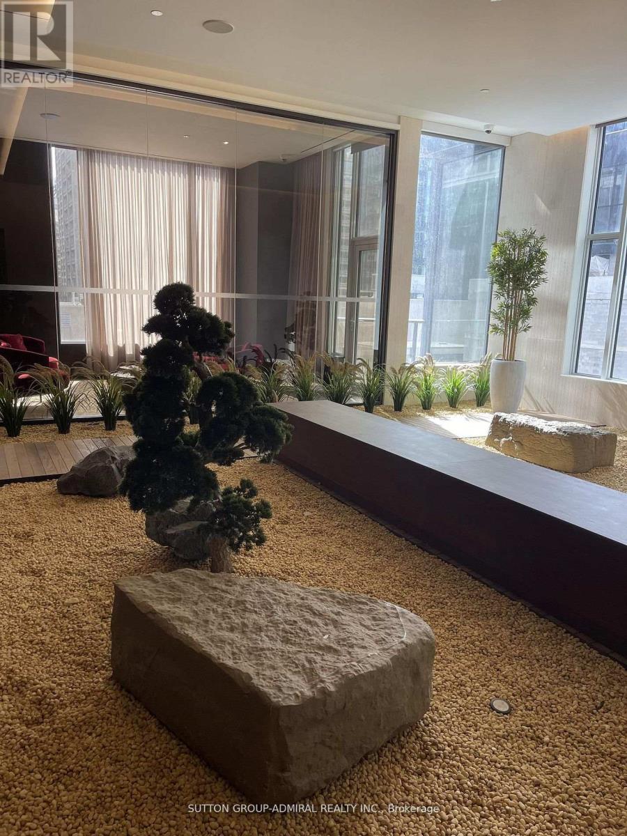 3505 - 11 Yorkville Avenue, Toronto, Ontario  M4W 0B7 - Photo 16 - C12905222