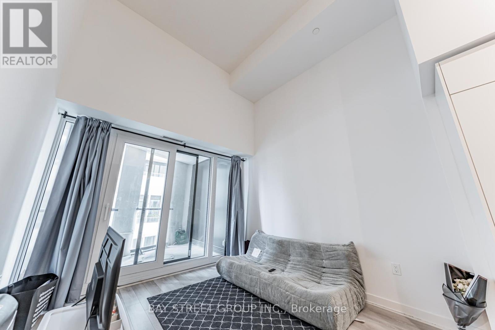 606 - 238 Simcoe Street, Toronto, Ontario  M5T 3B9 - Photo 14 - C12905254