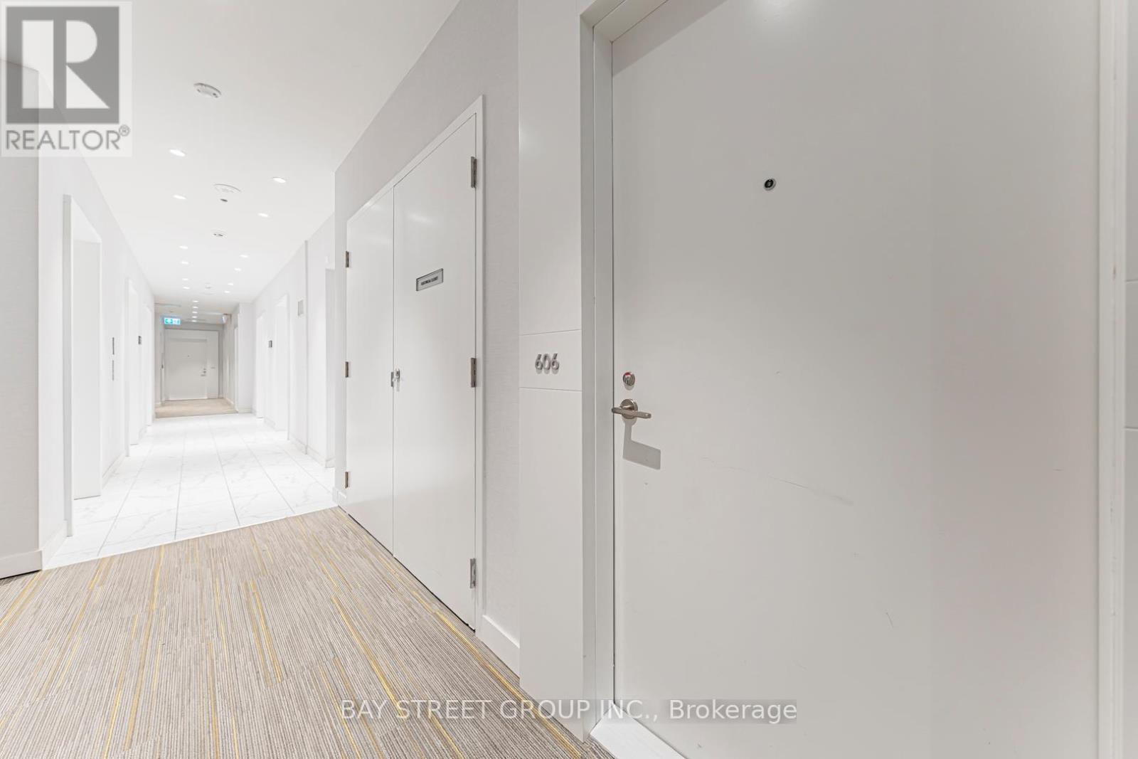 606 - 238 Simcoe Street, Toronto, Ontario  M5T 3B9 - Photo 19 - C12905254