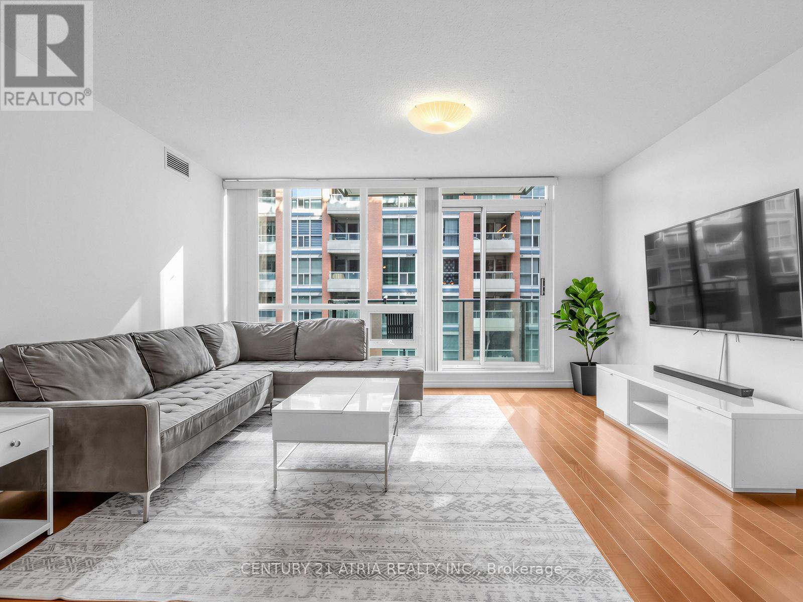 601 - 263 Wellington Street W, Toronto (Waterfront Communities), Ontario  M5V 3P9 - Photo 13 - C12905256