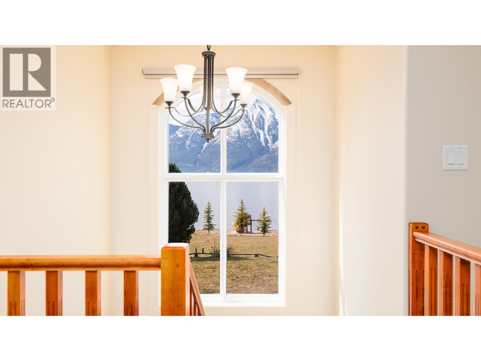 13484 & 13486 Lakeshore Drive, Boswell, British Columbia  V0B 1A4 - Photo 21 - 10379452