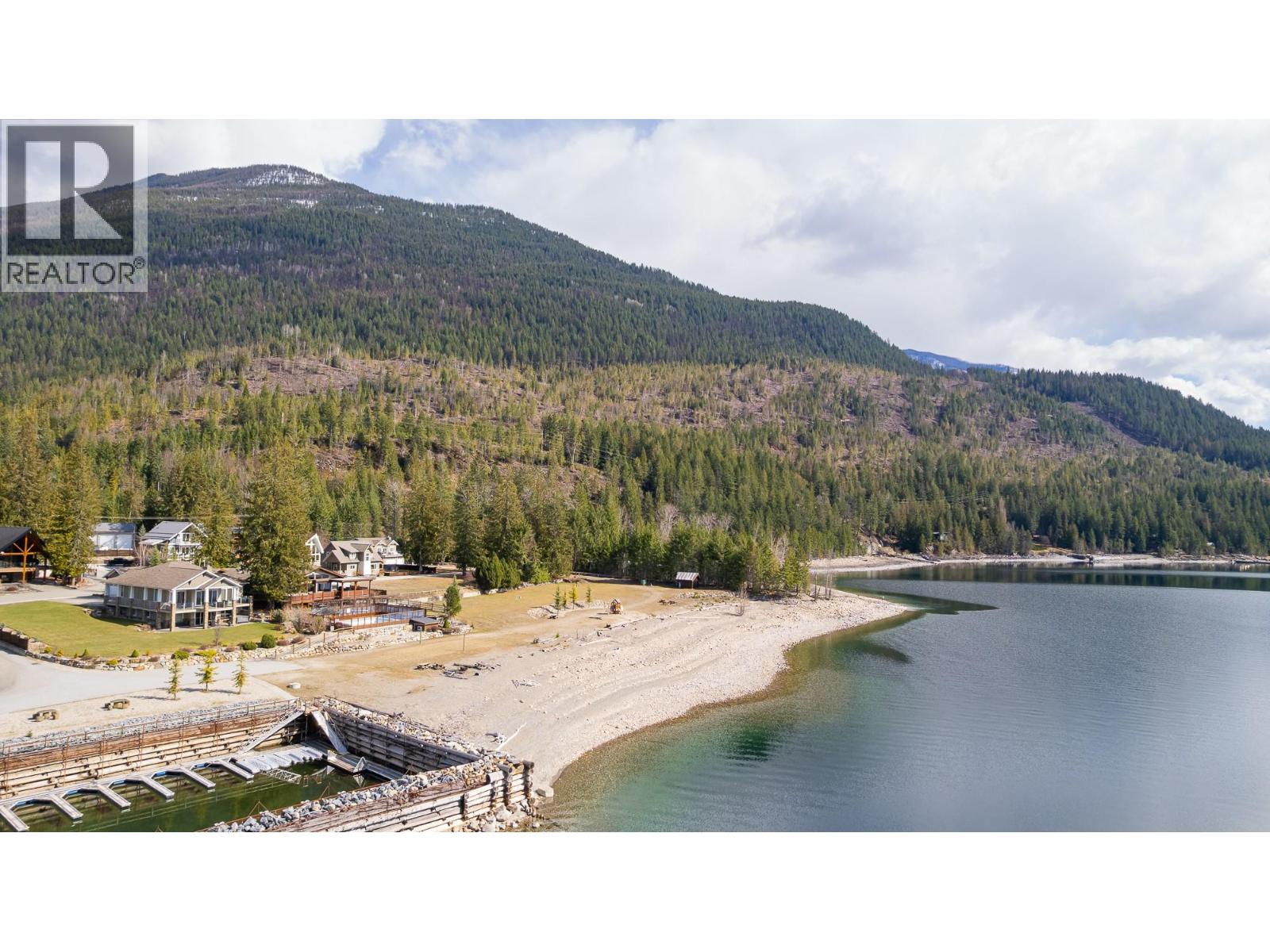 13484 & 13486 Lakeshore Drive, Boswell, British Columbia  V0B 1A4 - Photo 30 - 10379452