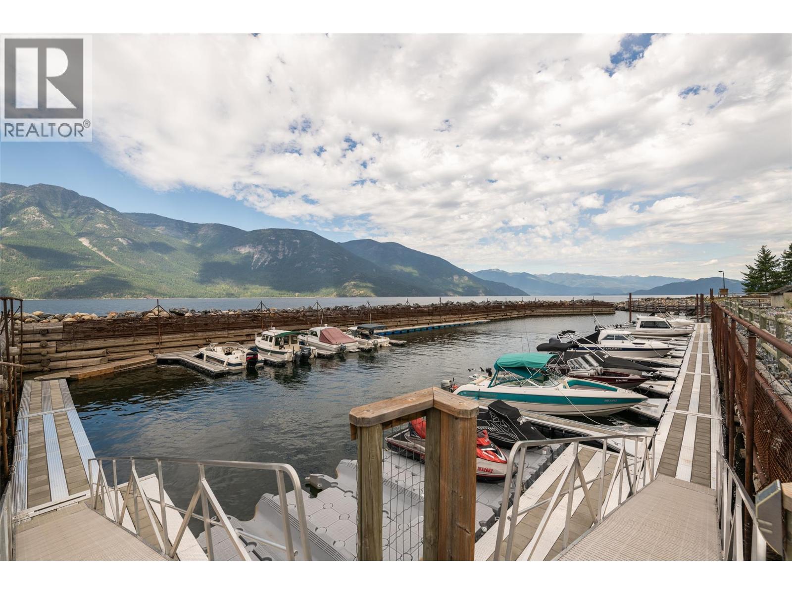 13484 & 13486 Lakeshore Drive, Boswell, British Columbia  V0B 1A4 - Photo 35 - 10379452