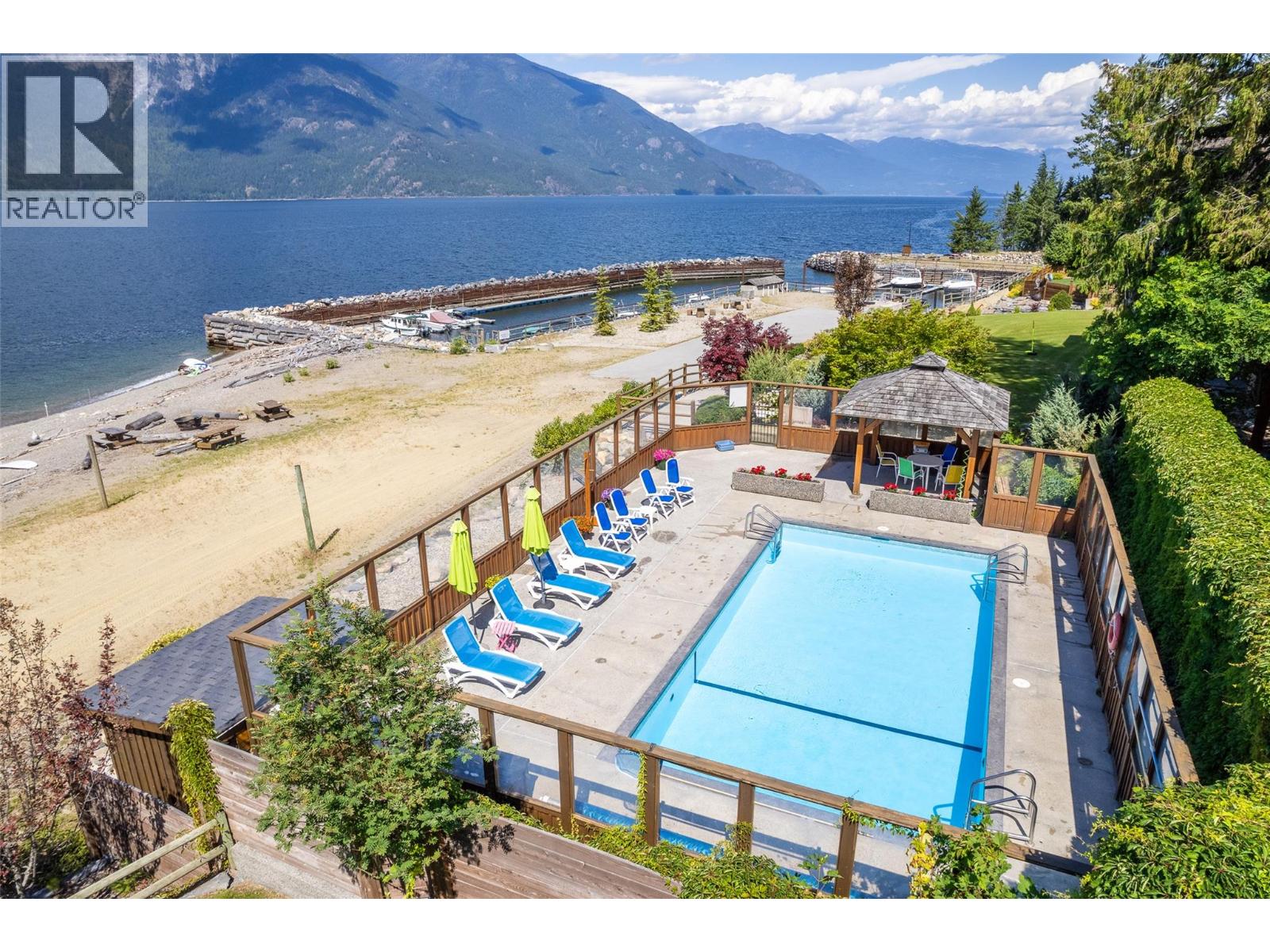 13484 & 13486 Lakeshore Drive, Boswell, British Columbia  V0B 1A4 - Photo 37 - 10379452