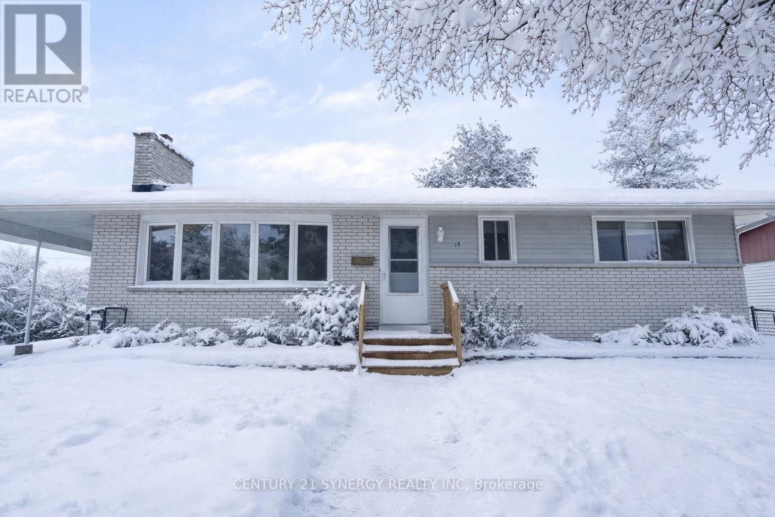 20 PARKSIDE CRESCENT, Ottawa, Ontario