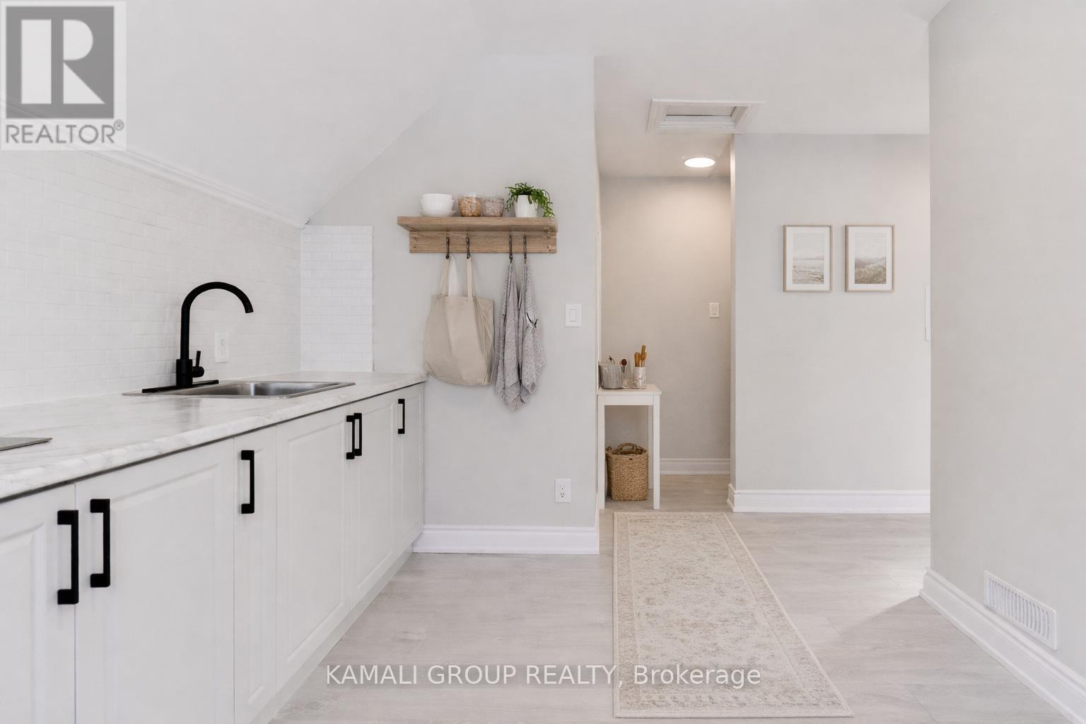 Unit 3 - 93 Mcmillan Drive, Oshawa (O'neill), Ontario  L1G 3Z7 - Photo 4 - E12905112