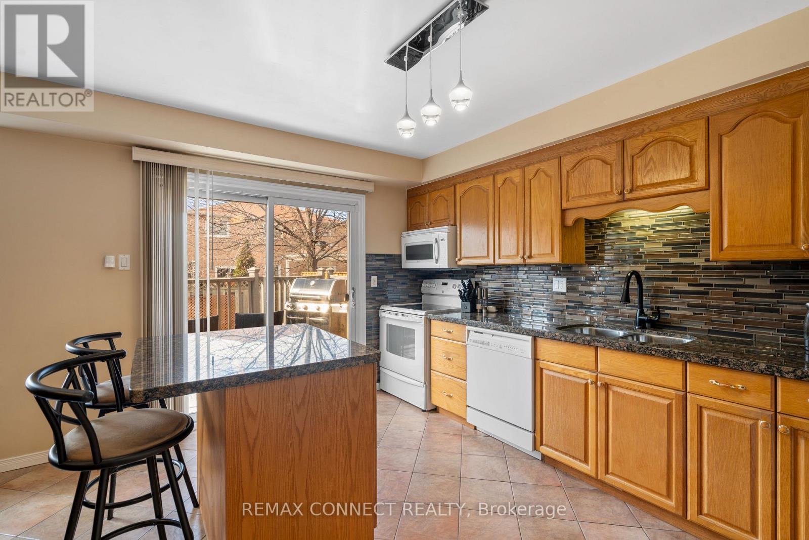 52 Marshall Crescent, Ajax, Ontario  L1T 2N4 - Photo 8 - E12905216